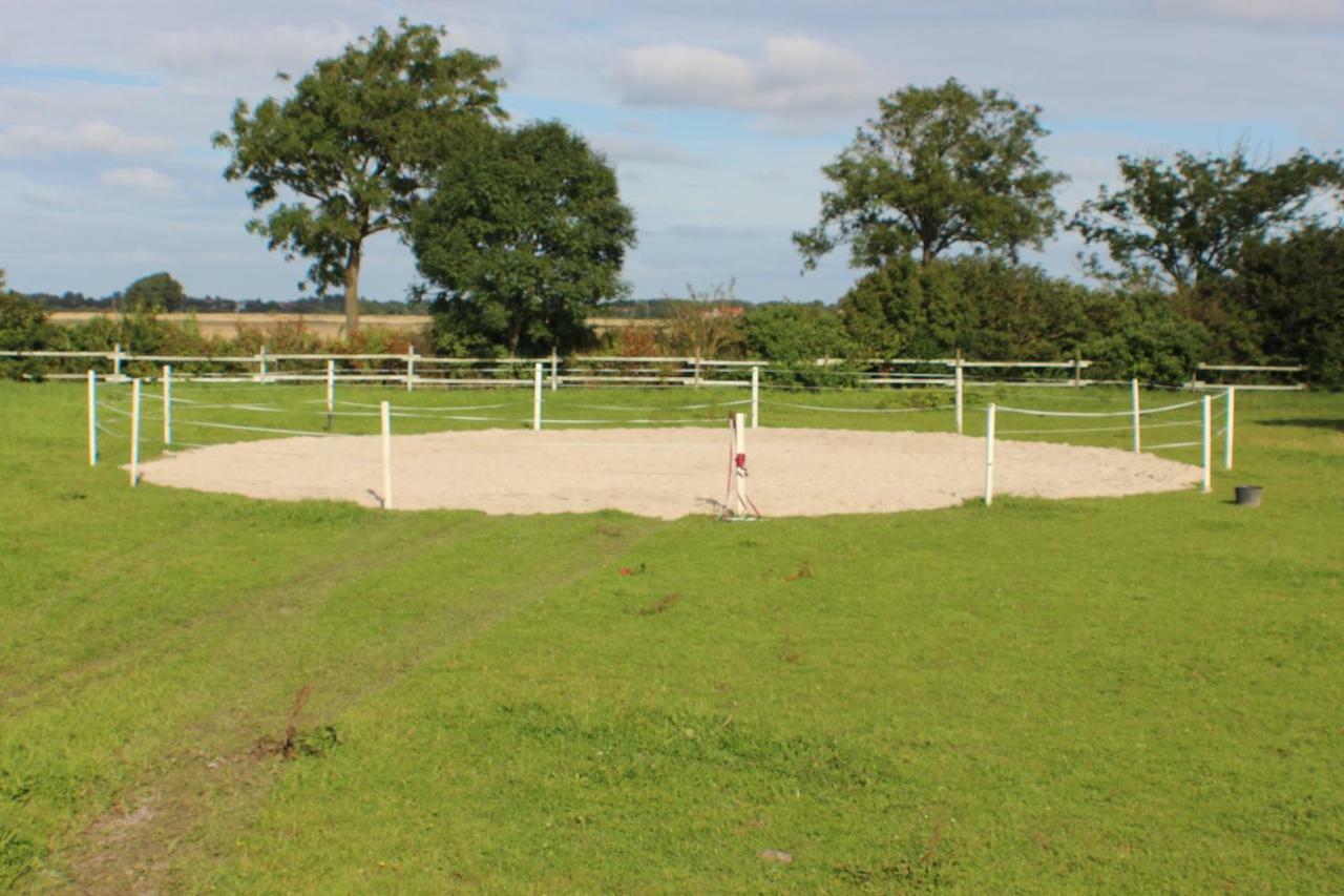 Ferienhof Frerichs Ihr Feriendomizil Am Meer Schillig Bagian luar foto